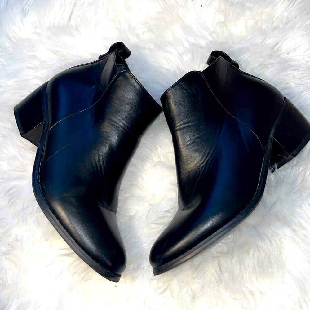 • Black Ankle Boots